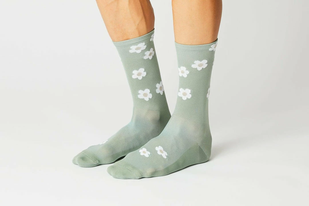 Standertshop FINGERSCROSSED SOCKS | Spring 22 | #12_11 BLOSSOM - AGAVE Equipment 5 Standertshop FINGERSCROSSED SOCKS | Spring 22 | #12_11 BLOSSOM - AGAVE Equipment