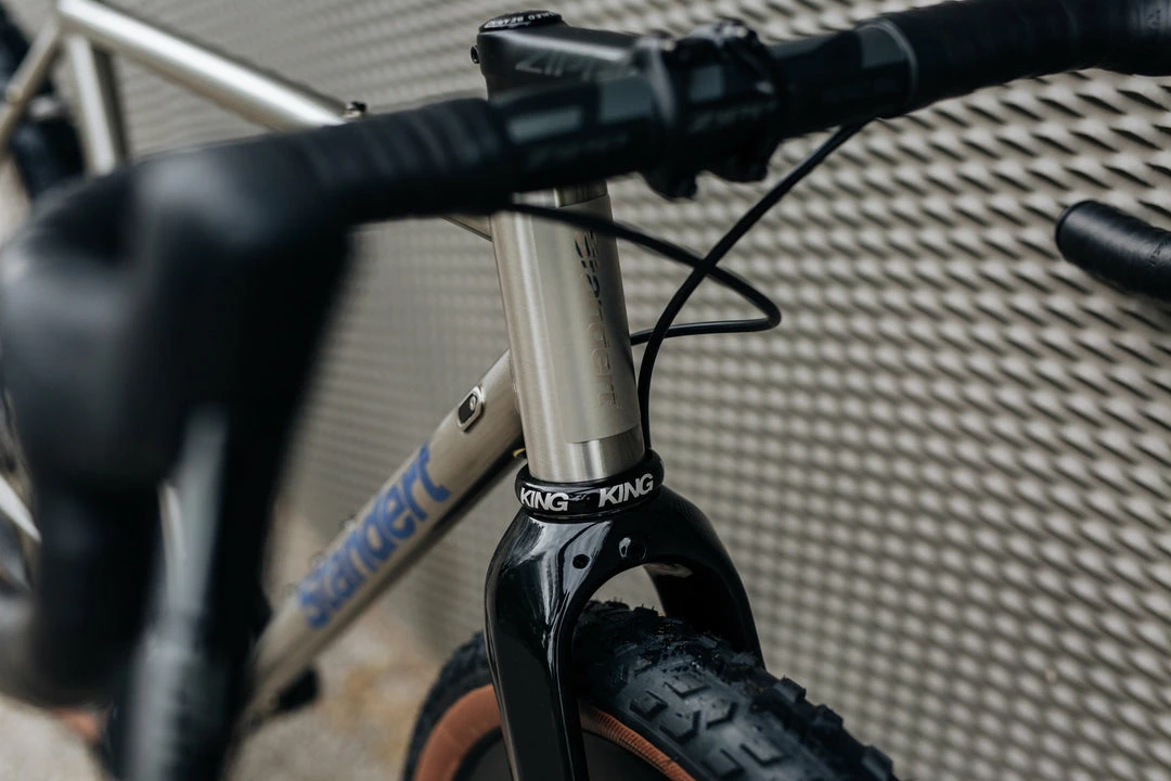 Standertshop Bikes Erdgeschoss Stainless | Rawkim | Complete Bike 15 Standertshop Bikes Erdgeschoss Stainless | Rawkim | Complete Bike