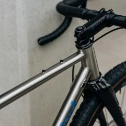 Standertshop Bikes Erdgeschoss Stainless | Rawkim | Complete Bike 40 Standertshop Bikes Erdgeschoss Stainless | Rawkim | Complete Bike