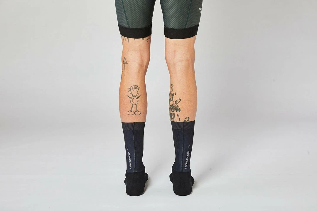 Standertshop FINGERSCROSSED SOCKS | SS20 AERO BLACK Equipment 4 Standertshop FINGERSCROSSED SOCKS | SS20 AERO BLACK Equipment