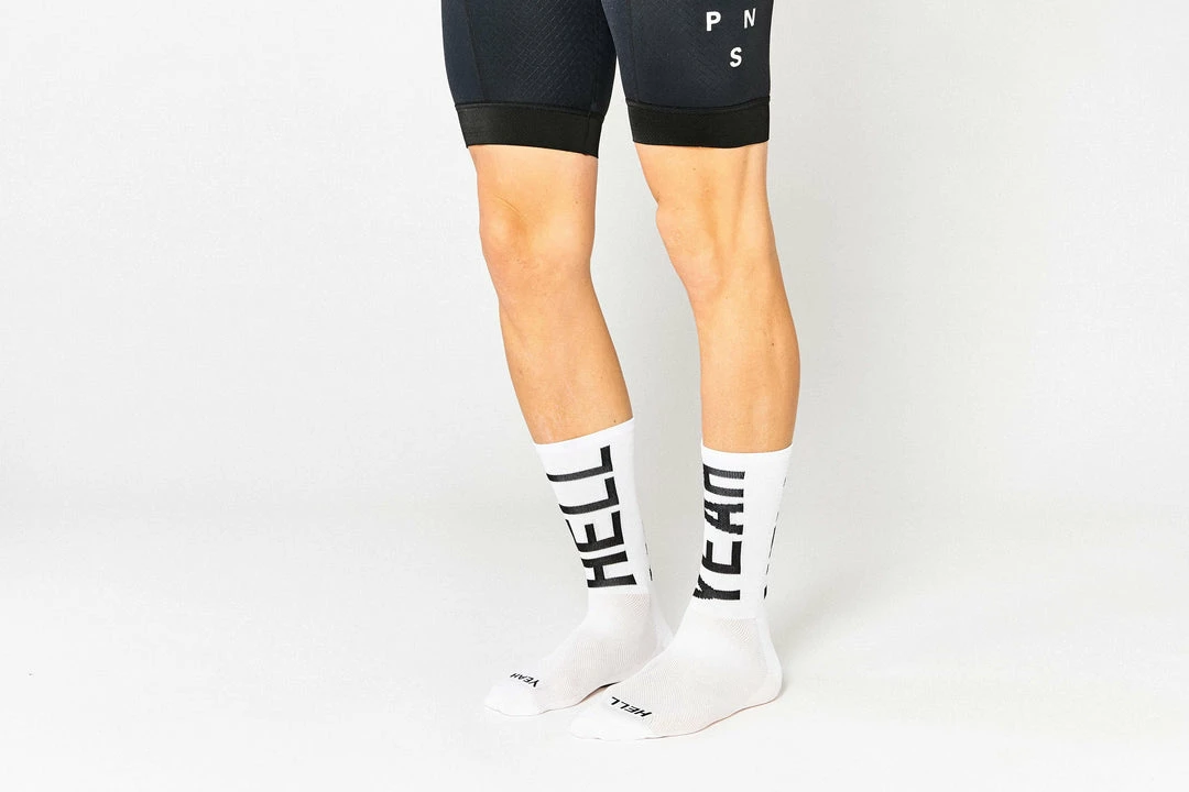Standert Bicycles FINGERSCROSSED SOCKS | #001 Classic Black 4 Standert Bicycles FINGERSCROSSED SOCKS | #001 Classic Black