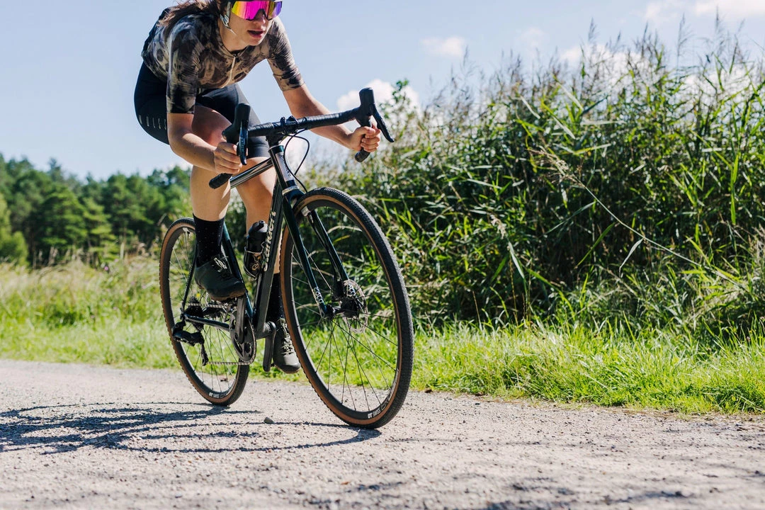 Standertshop Gravel & Bikepacking Pfadfinder | Frameset | Emerald Rush 2 Standertshop Gravel & Bikepacking Pfadfinder | Frameset | Emerald Rush