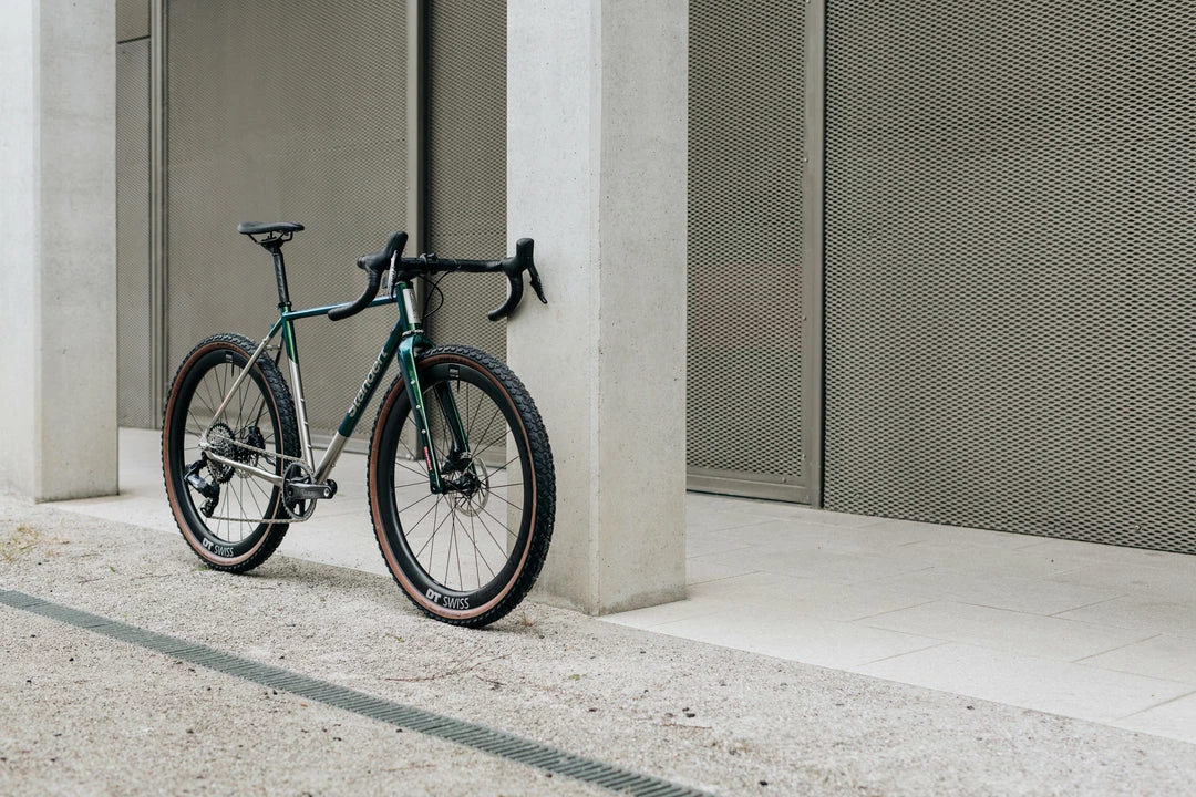 Standertshop Erdgeschoss Stainless | Frameset | Moss Def 3 Standertshop Erdgeschoss Stainless | Frameset | Moss Def